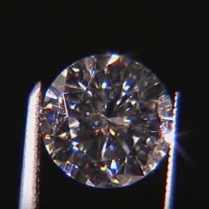 钻石为什么跟爱情有关系？有史以来最大的骗局