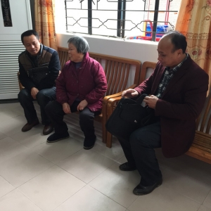 县计划生育协会到太平镇慰问困难计生家庭