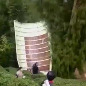 凌晨巨响,两块卫星整流罩坠落湖北