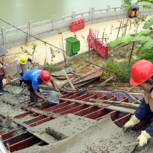 罗定市住建局：做好民生实事 助力文明城市创建