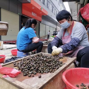 云浮：各大农贸市场强化疫情防控措施