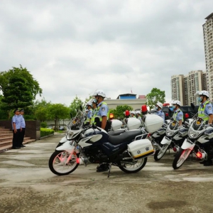 新兴公安举行警用摩托车配发仪式暨“百日行动”大巡游 助力基层警务新提升 ...