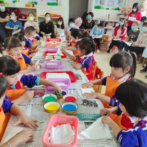 郁南县永红幼儿园：教坛新秀展风采 蓓蕾初绽吐芬芳
