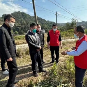 赖鉴铭到河头镇调研时强调：统筹兼顾，认真做好森林防火、农田水利、复耕复种等重点工 ...