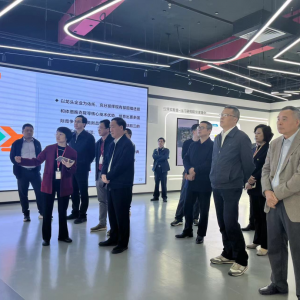 河南省政协副主席戴柏华率队到新兴县考察调研